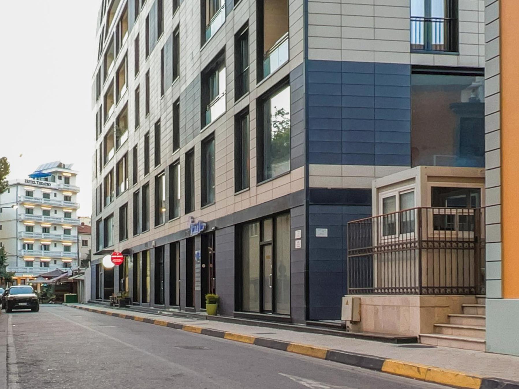 Downtown Grand Comfort Tiran Dış mekan fotoğraf