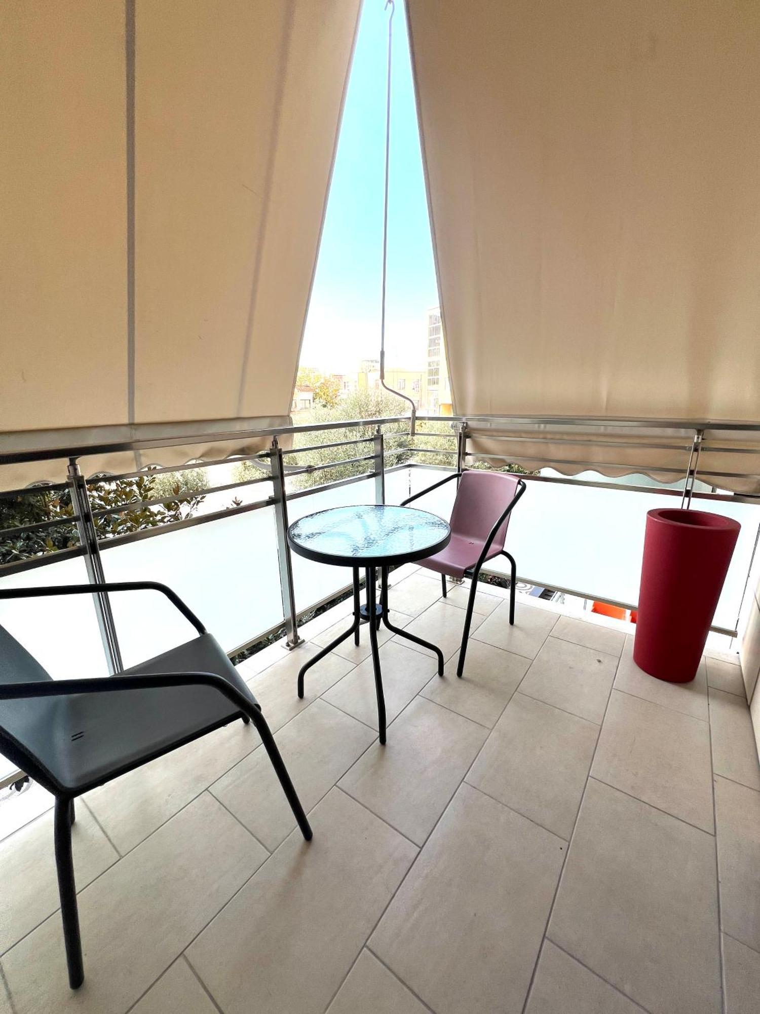 Downtown Grand Comfort Tiran Dış mekan fotoğraf